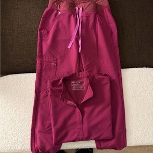 Figs Raspberry/Magenta Scrubs